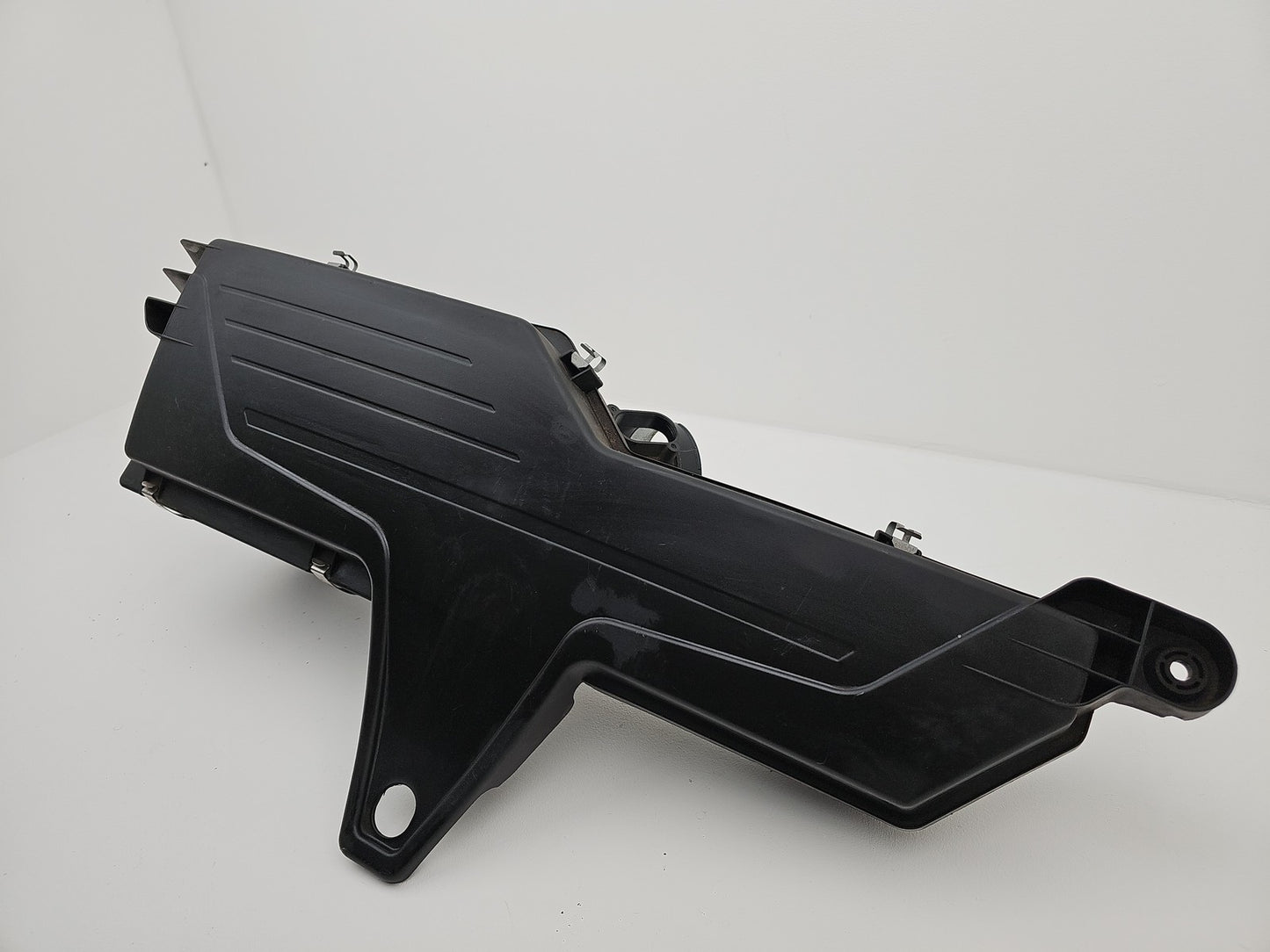 BMW 320I LUXURY AUTO Air Filter Airbox F30 3 Series Petrol 70516658