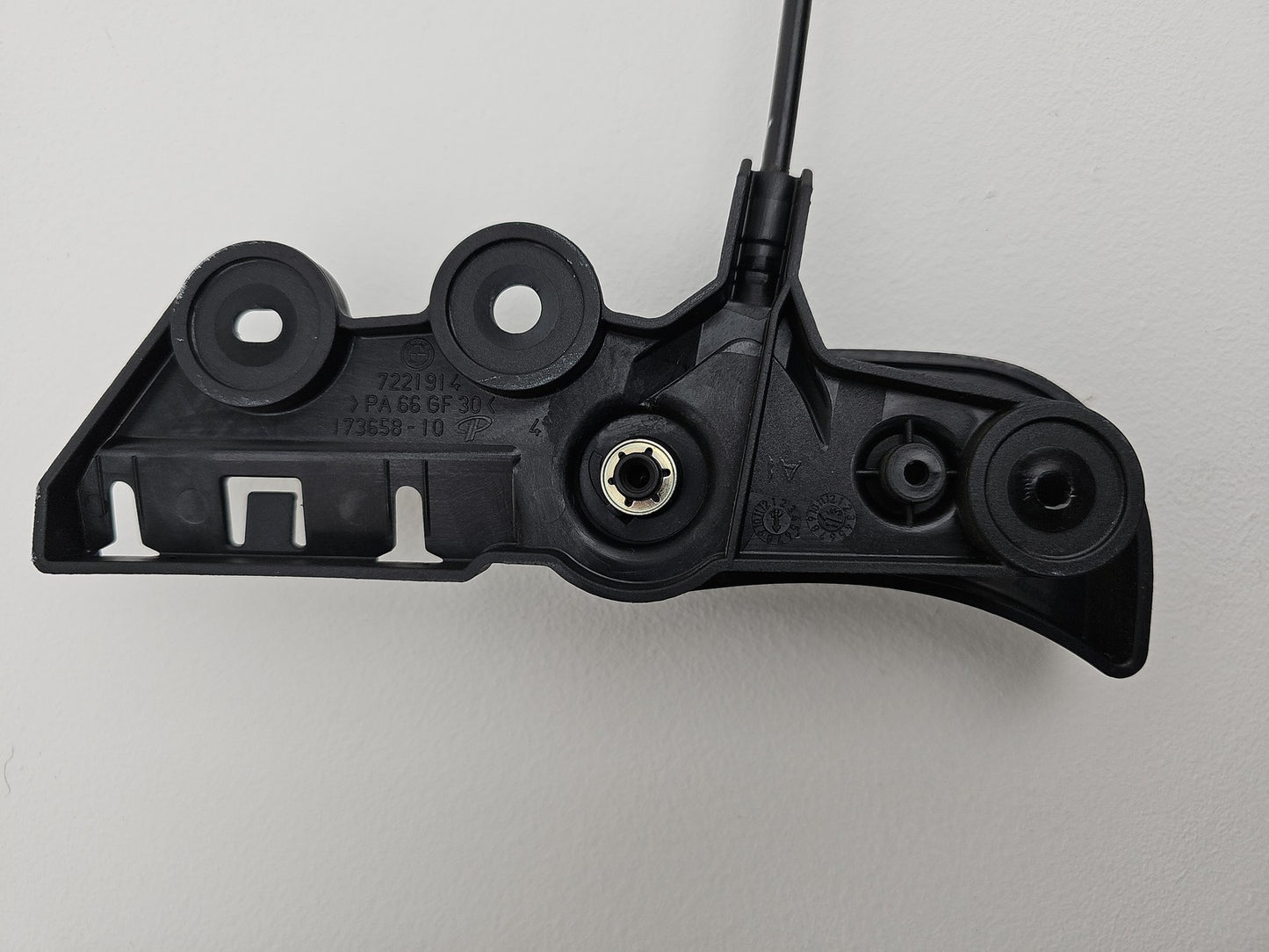 BMW LUXURY AUTO Bonnet Release Handle with Cable 3 Series F30 4 Doors Saloon