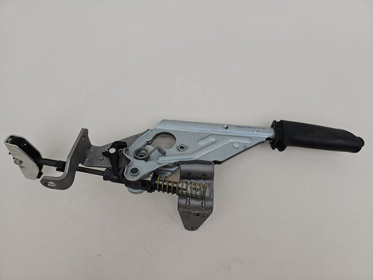 BMW 3 SERIES F30 HANDBRAKE PARKING BRAKE LEVER MECHANISM 6799102 2014