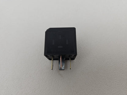 JAGUAR/LAND ROVER RELAY 4-PIN BLACK 12V 40A 2.0 DIESEL DH2214B192CA OEM GENUINE
