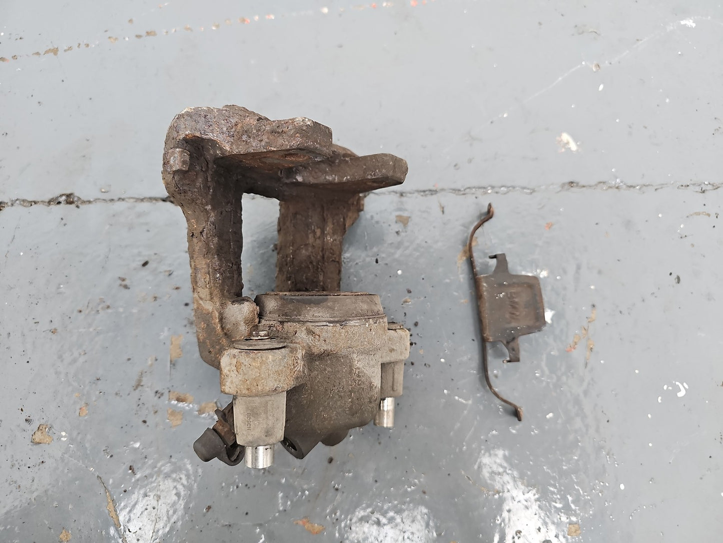 BMW 3 SERIES F30 BRAKE CALIPER FRONT LEFT PASSENGER SIDE 2.0 PETROL