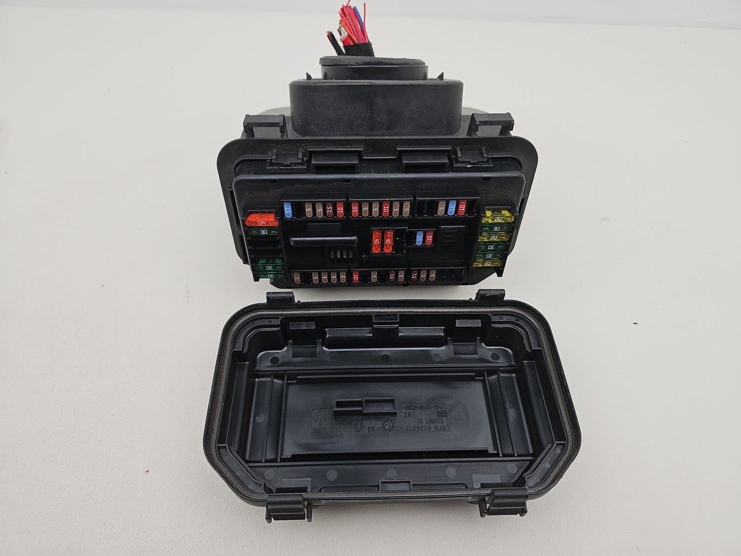 BMW 3 F30 F35 F31 2014 Petrol Front Fuse box set PA6GF10M20