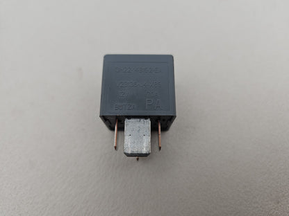 DH22-14B192-EA Land Rover Jaguar 4-Blade Grey Relay 70A 12V Tyco V23136-J4-X89