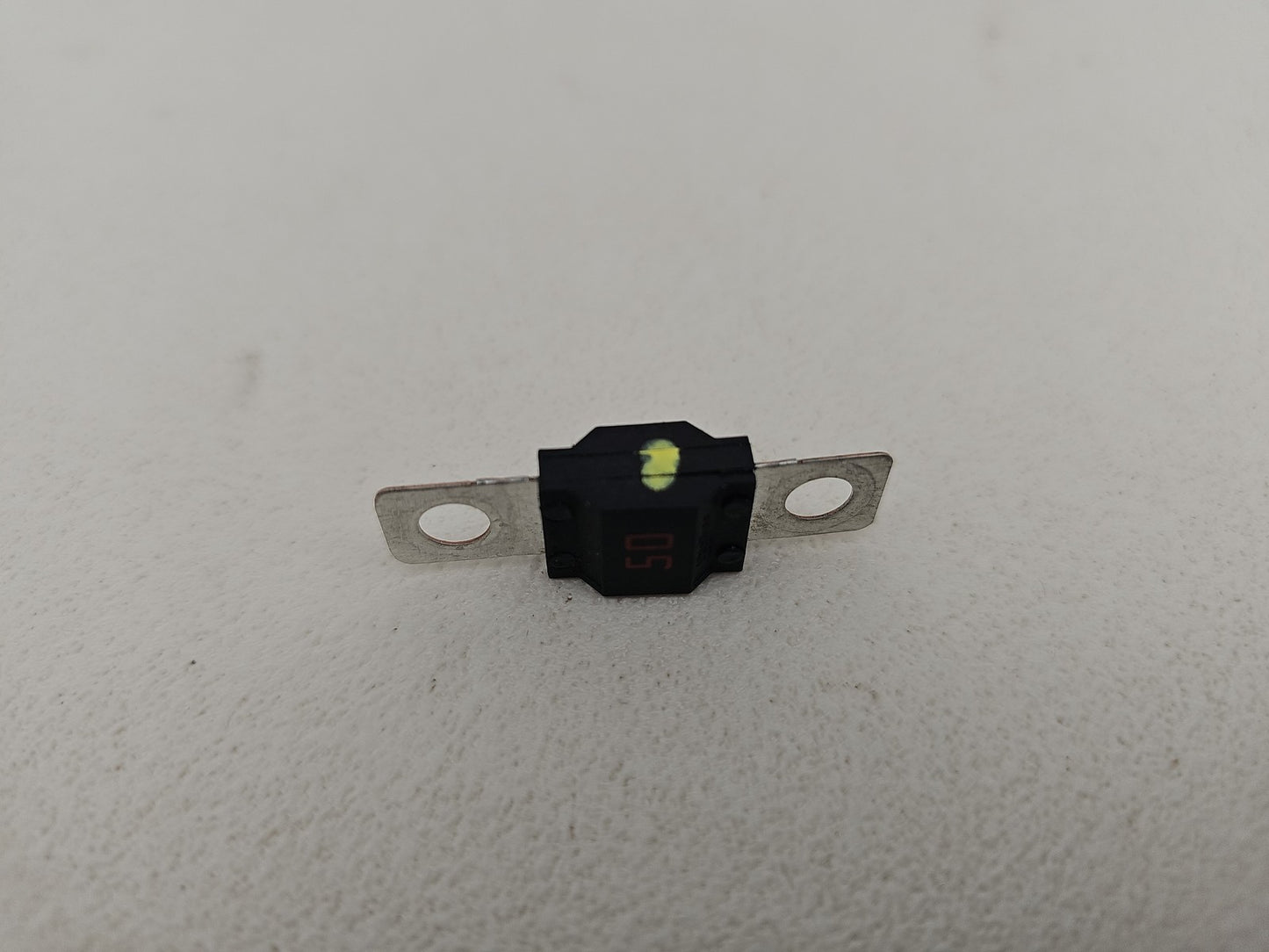 AUTOMOTIVE FUSES BOLT-ON 32V 50A 498 SERIES, MIDI
