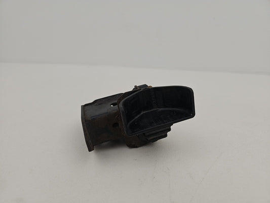 JAGUAR XF 2016 2.0 DIESEL RHD LOWER RADIATOR MOUNT BRACKET GX738983CD RIGHT O/S