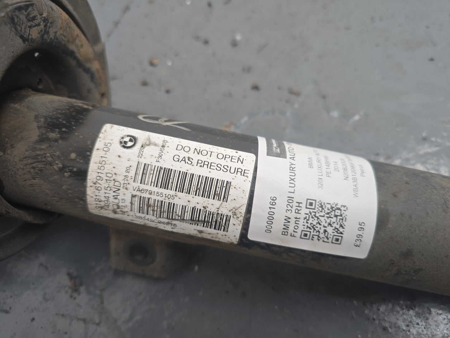 OEM BMW 3 Series F31 F30 Shock Absorber Strut Front RH Or LH 6866556 6863135