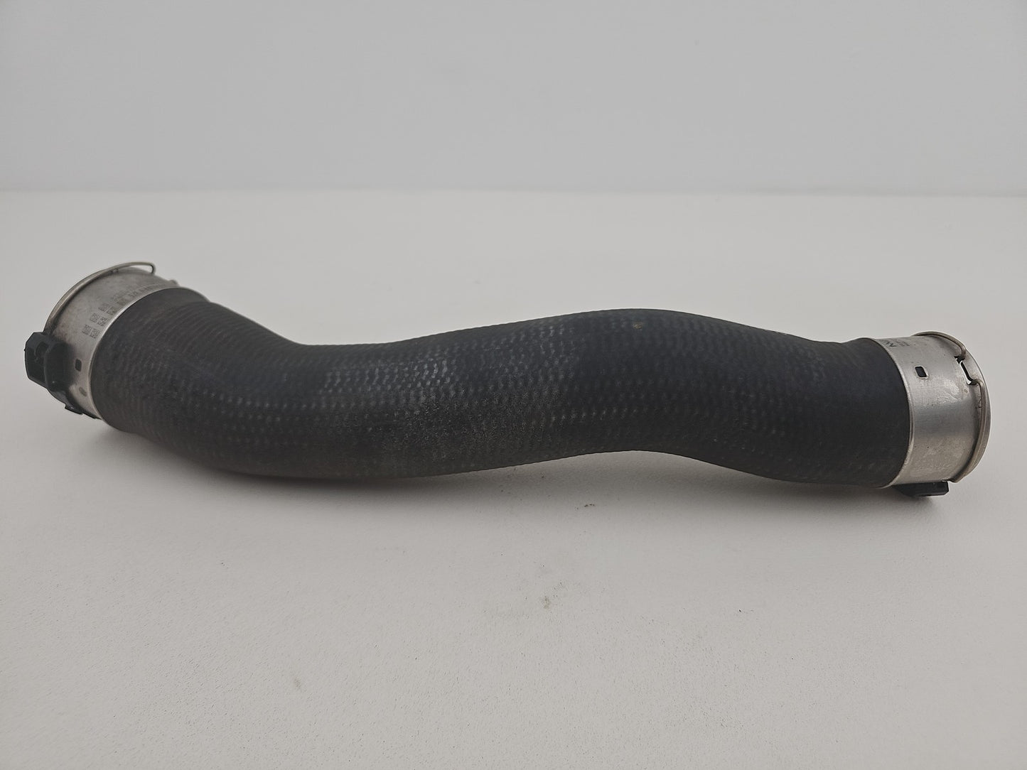BMW 3/4 SERIES F30 F32 2.0 PETROL INTERCOOLER HOSE PIPE 7597591