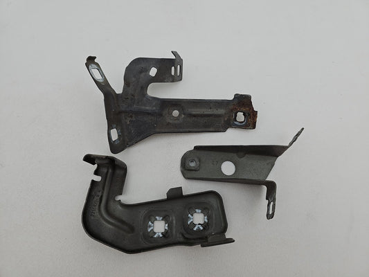 BMW 3 4 SERIES F30 F32 F36 FRONT RIGHT DRIVER SIDE WING BRACKET SET 7255822
