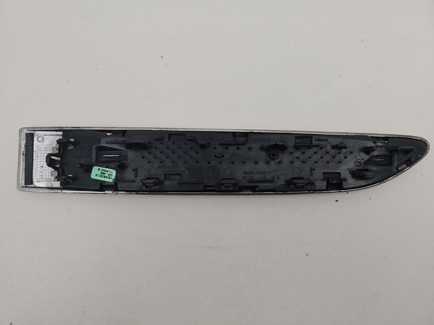 JAGUAR XE 2016 R SPORT NSF PASSENGER SIDE FRONT WING CHROME GRILL GX7M280B11