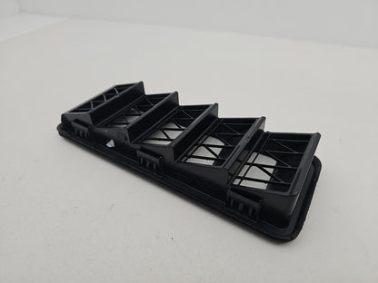 JAGUAR/LAND ROVER REAR BODY VENTS GRILLE GX63-280B62-AA OEM GENUINE