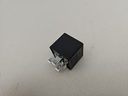 JAGUAR/LAND ROVER RELAY 4-PIN BLACK 12V 40A 2.0 DIESEL DH2214B192CA OEM GENUINE