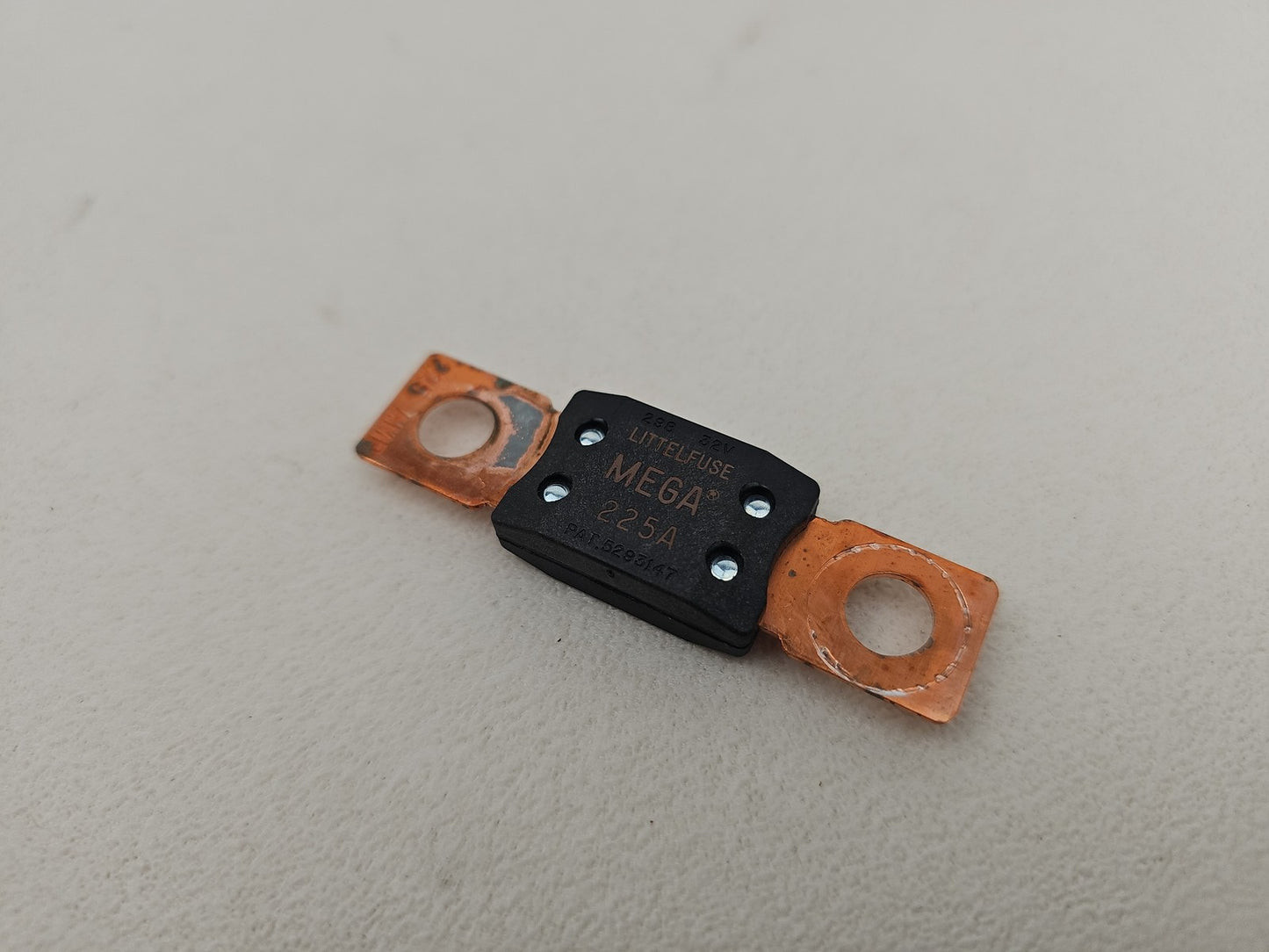 RELAY GLOW LITTLEFUSE MEGA FUSE 225 AMP 5293147