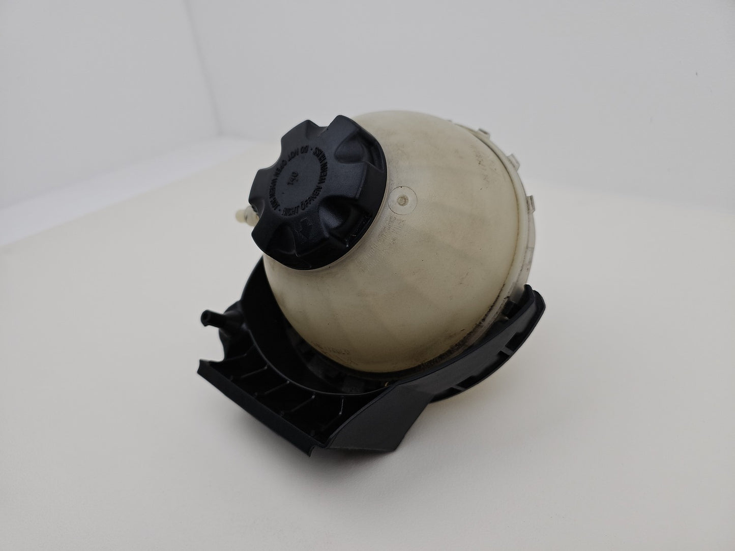 BMW 1 3 4 Series F20 F21 F30 F32 Radiator Expansion Tank Bottle Petrol 7642158