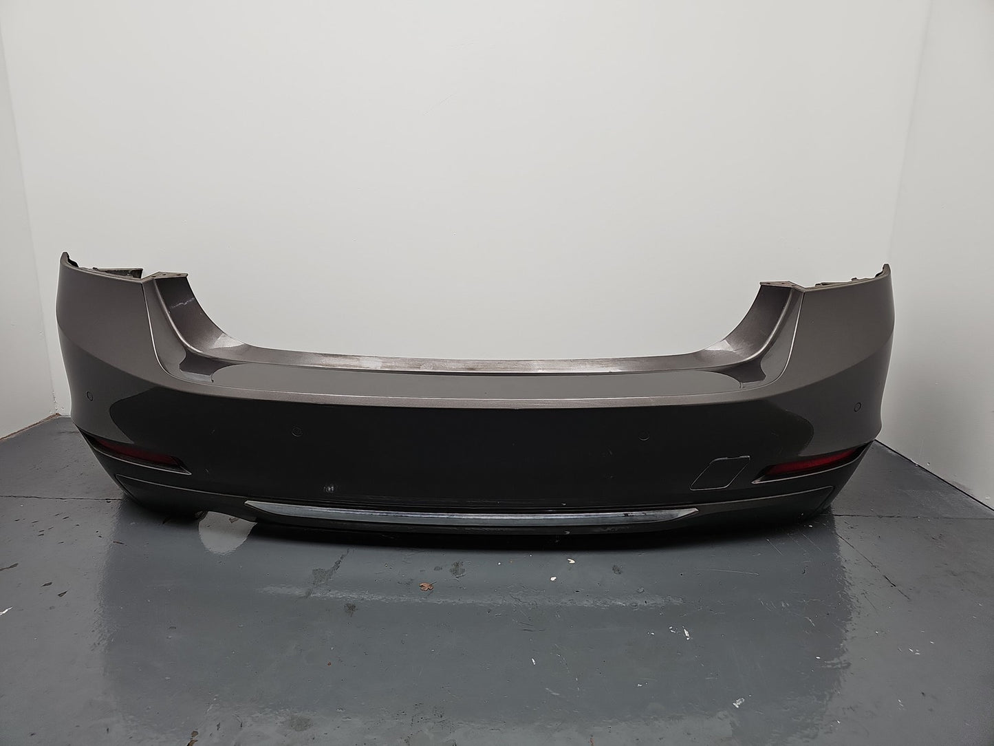 BMW 320I LUXURY Rear Bumper Saloon 4 Doors F30 3 Series With Parking Sensors