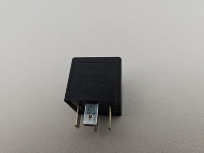 JAGUAR/LAND ROVER RELAY 4-PIN BLACK 12V 40A 2.0 DIESEL DH2214B192CA OEM GENUINE