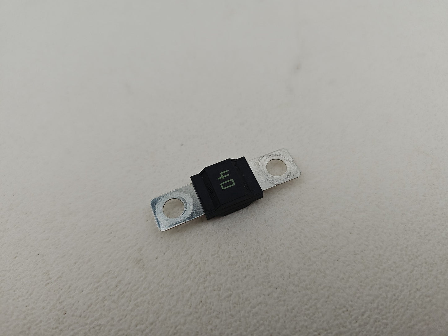 AUTOMOTIVE FUSES BOLT-ON 32V 40A 498 SERIES, MIDI