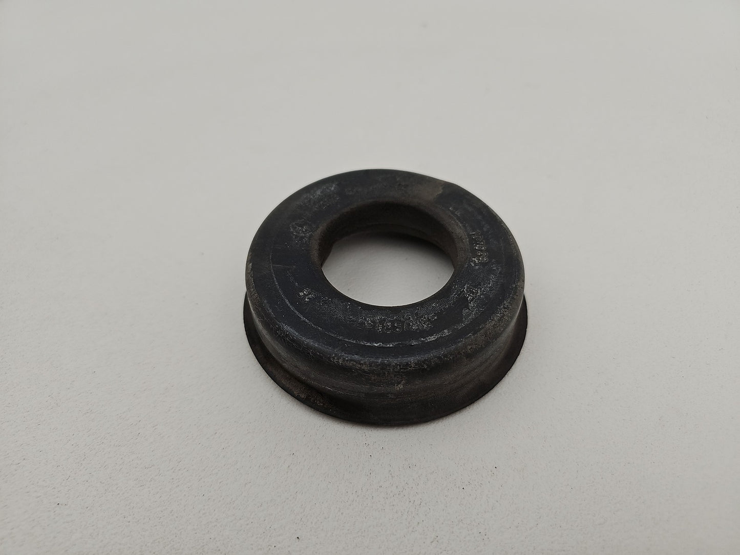 Coil Spring Rubber BMW E87 E90 F20 F21 F30 Upper Pad Mount 6764419