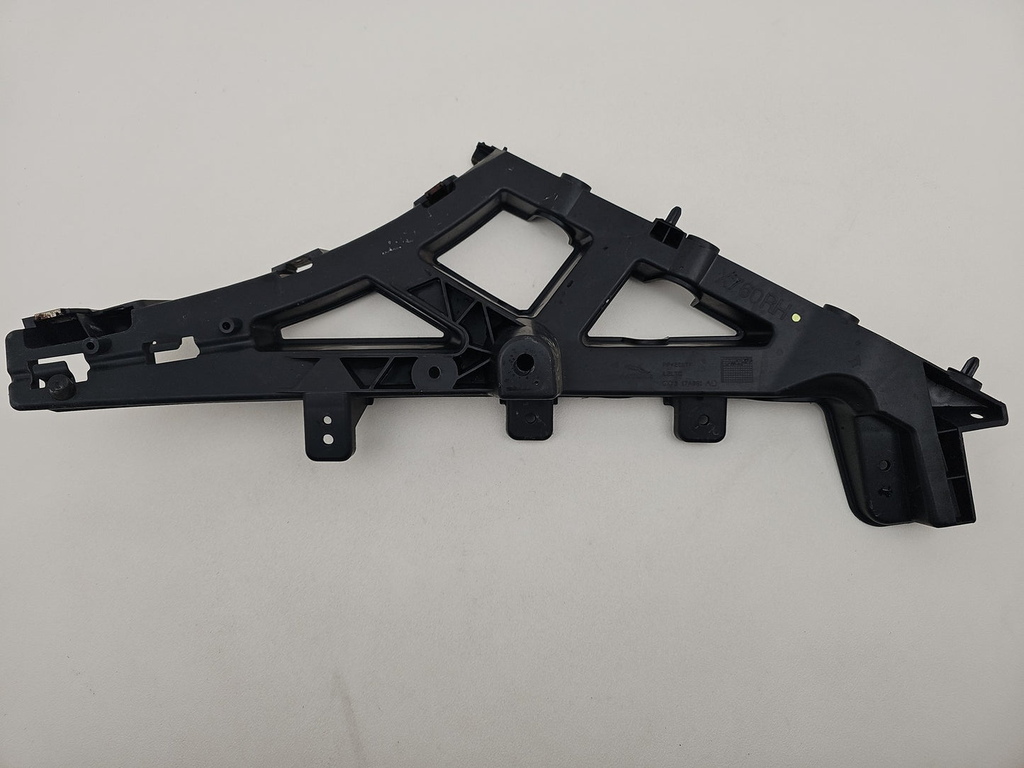 JAGUAR XE X760 REAR BUMPER MOUNT BRACKET RIGHT DRIVER SIDE GX73-17A881-AC 2016