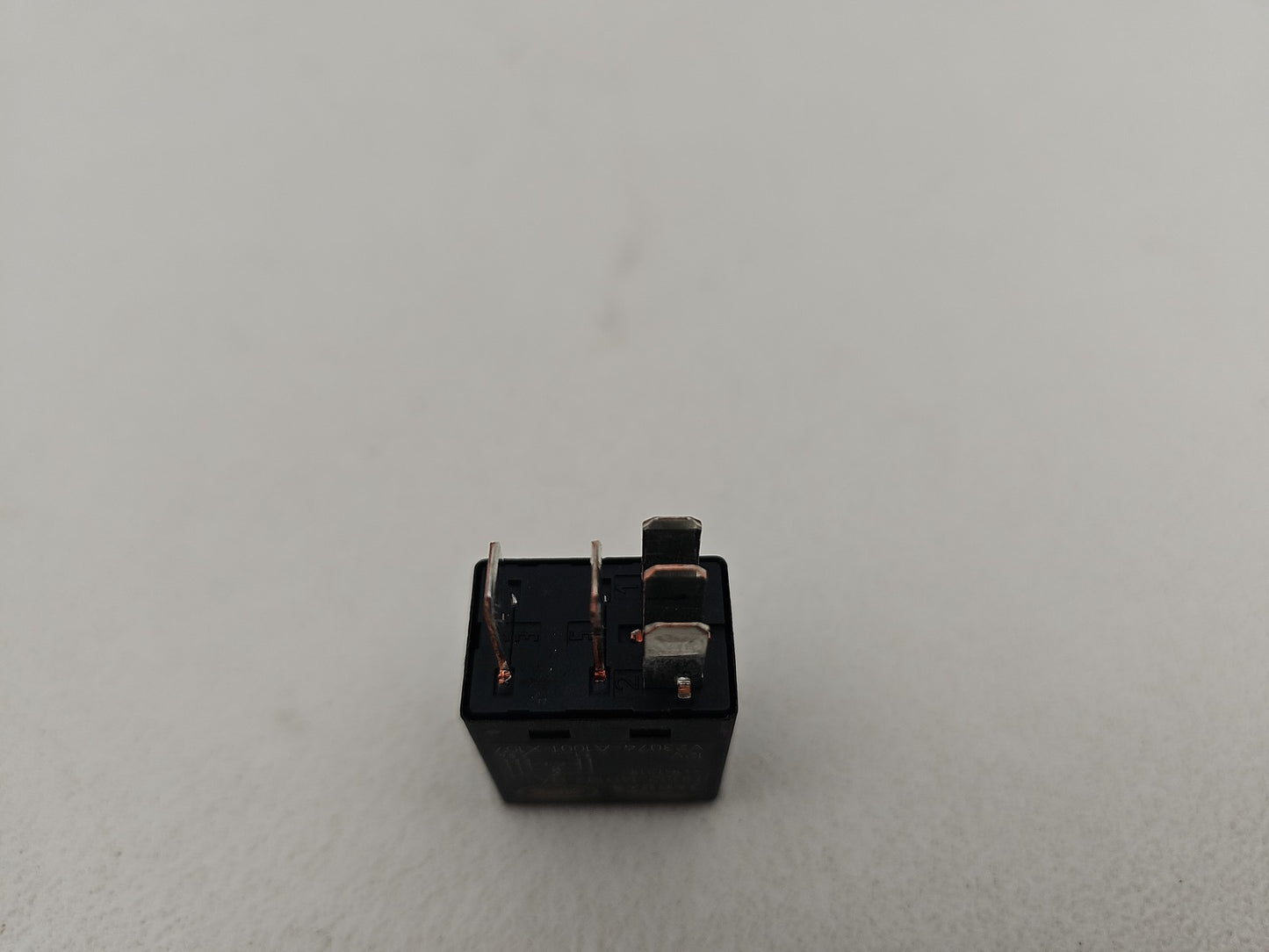 JAGUAR LAND ROVER 5-PIN MULTI USE RELAY DH22-14B192-BA V23074-A1001-X107