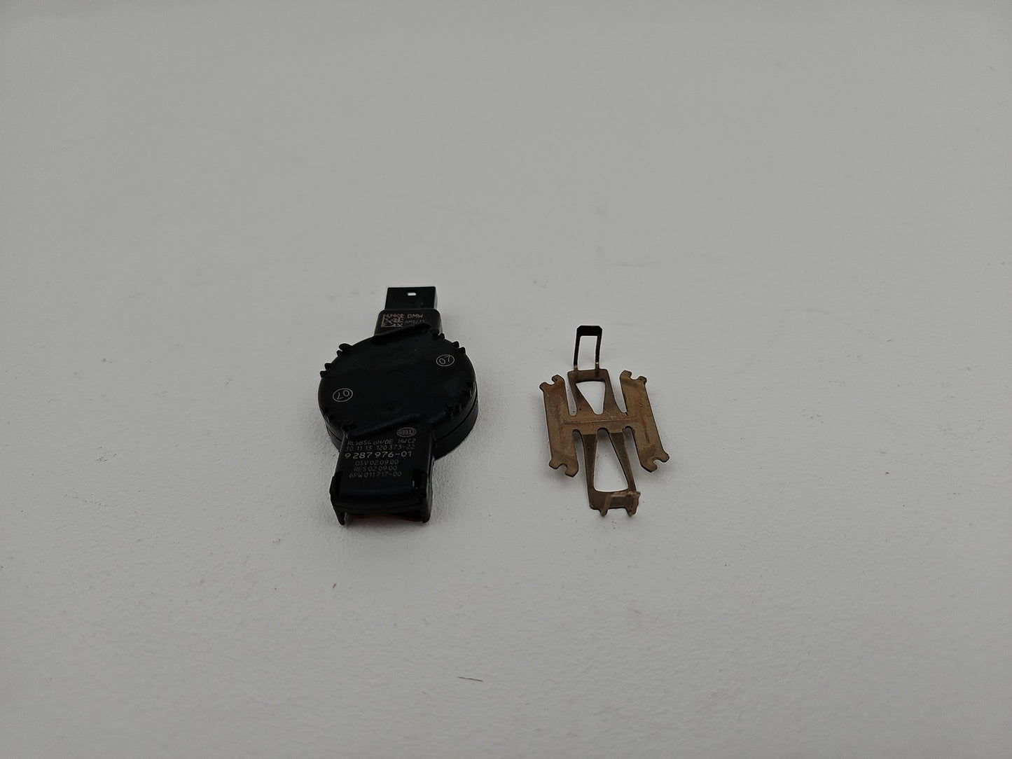 BMW 1 3 Series F20 F21 F30 F31 Sensor Rain Light Solar Condensation 9287976