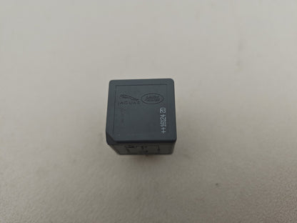 DH22-14B192-EA Land Rover Jaguar 4-Blade Grey Relay 70A 12V Tyco V23136-J4-X89