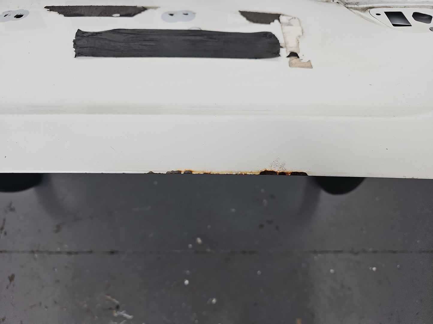 JAGUAR XE R-SPORT D Boot Lid X760 2015-2018 LRC NER POLARIS WHITE LIP INCLUDED