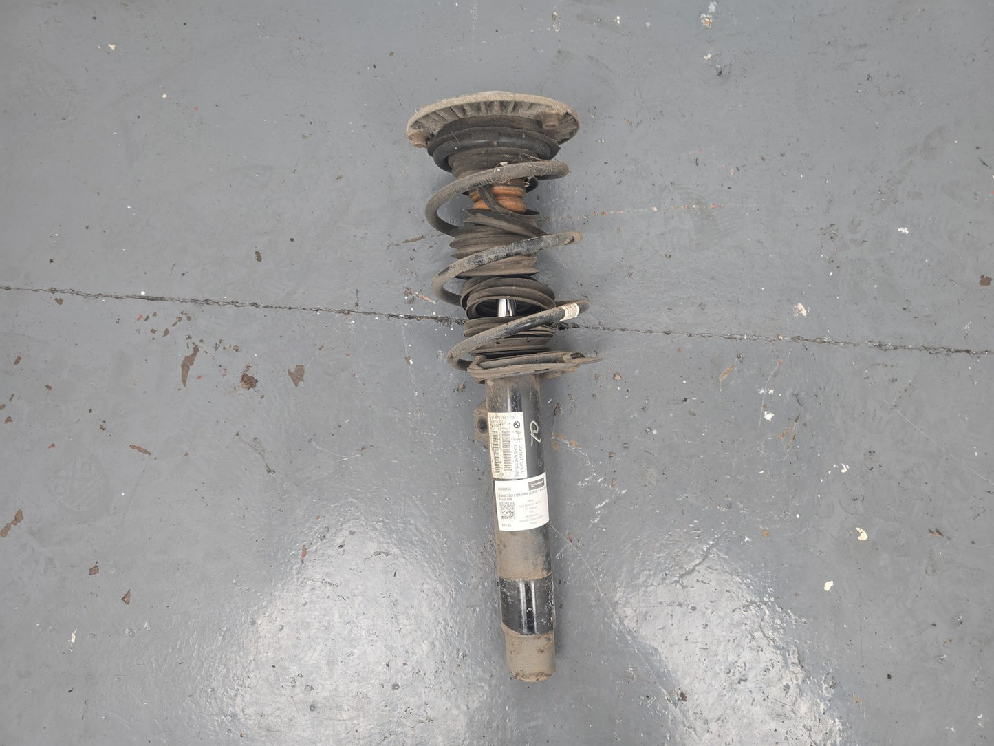 OEM BMW 3 Series F31 F30 Shock Absorber Strut Front RH Or LH 6866556 6863135