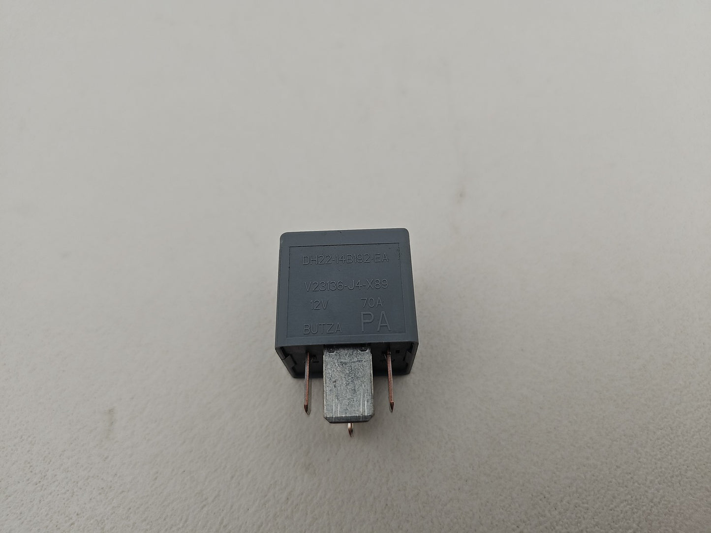 JAGUAR/LAND ROVER GREY RELAY 4 BLADE 12V 70A 2.0 DIESEL DH2214B192EA OEM GENUINE