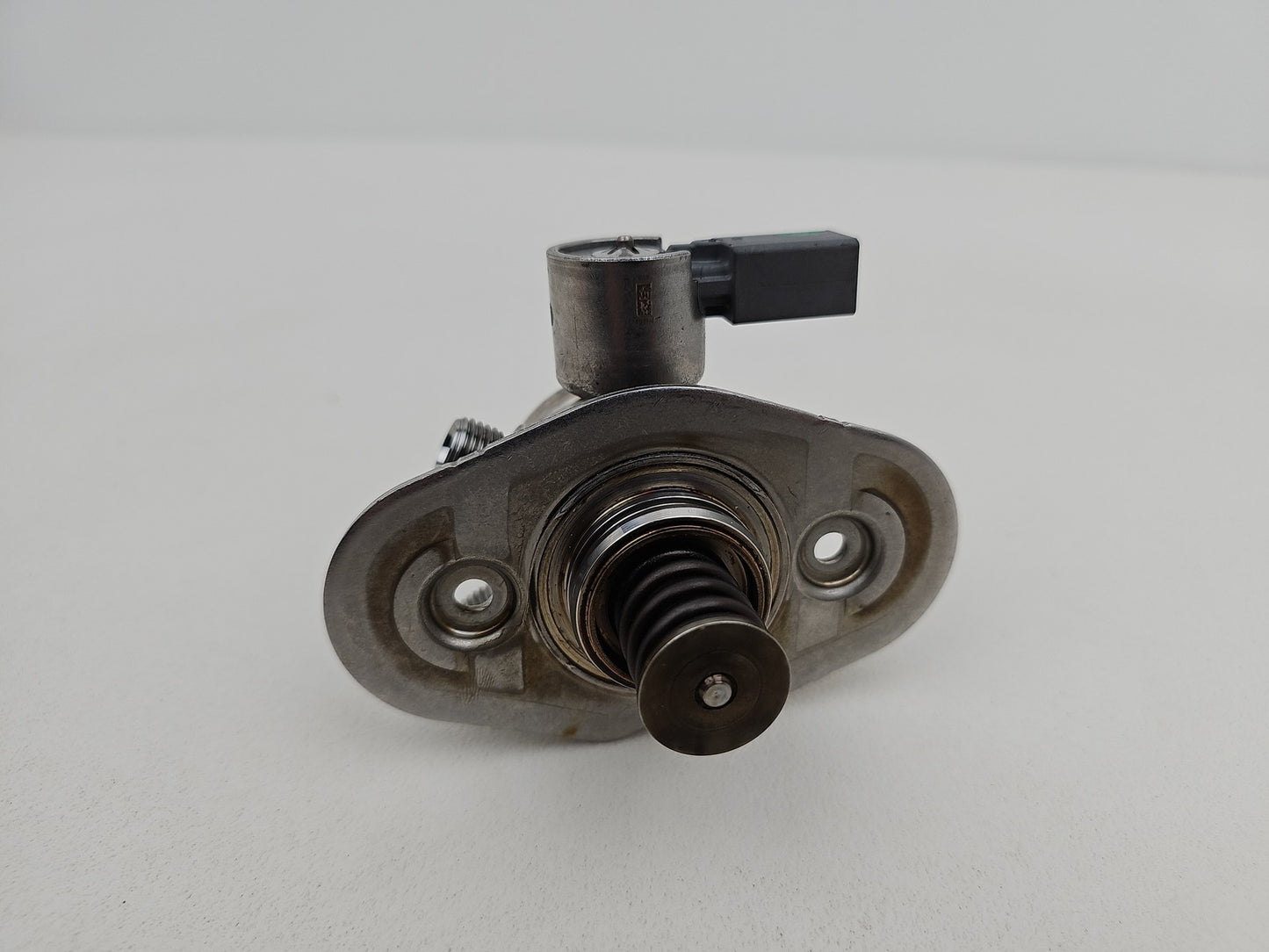 Fuel Pump BMW F20 F21 F30 F31 N20 Engine High Pressure Pump 7584461