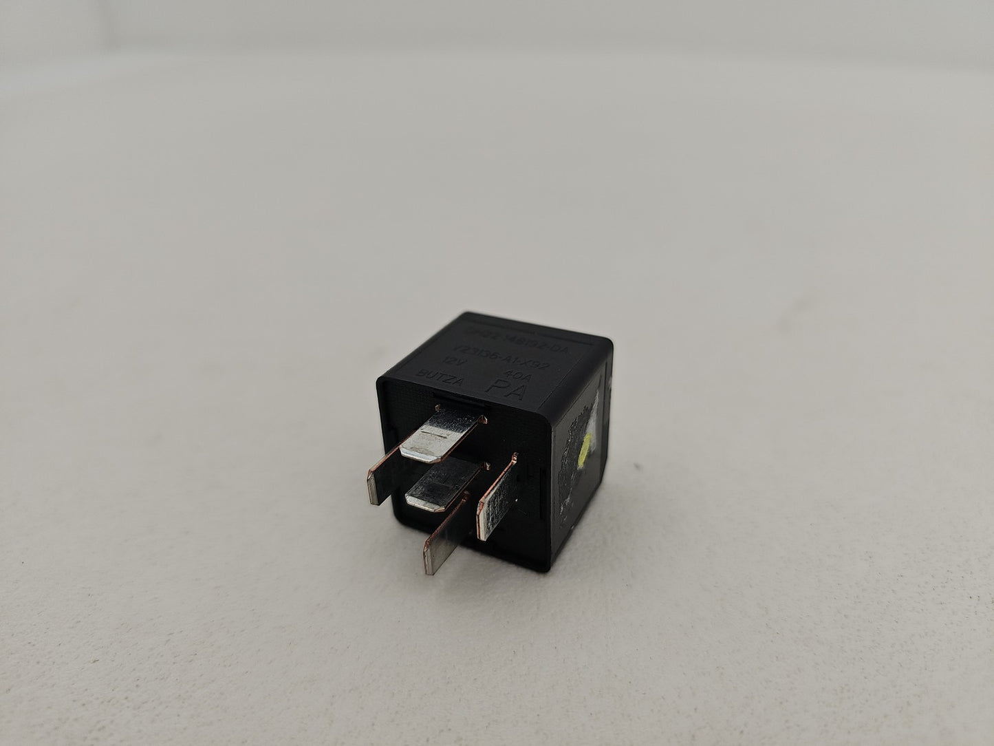 2016 JAGUAR XE R-SPORT D RELAY MODULE DH22-14B192-DA X760