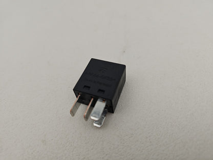 LAND ROVER JAGUAR 4-PIN RELAY DH22-14B192-AA V23074-A1801-X106 GENUINE OEM