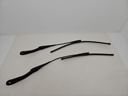 2014 BMW 320I LUXURY AUTO Wiper Front Arm Kit F30 F31 PAIR
