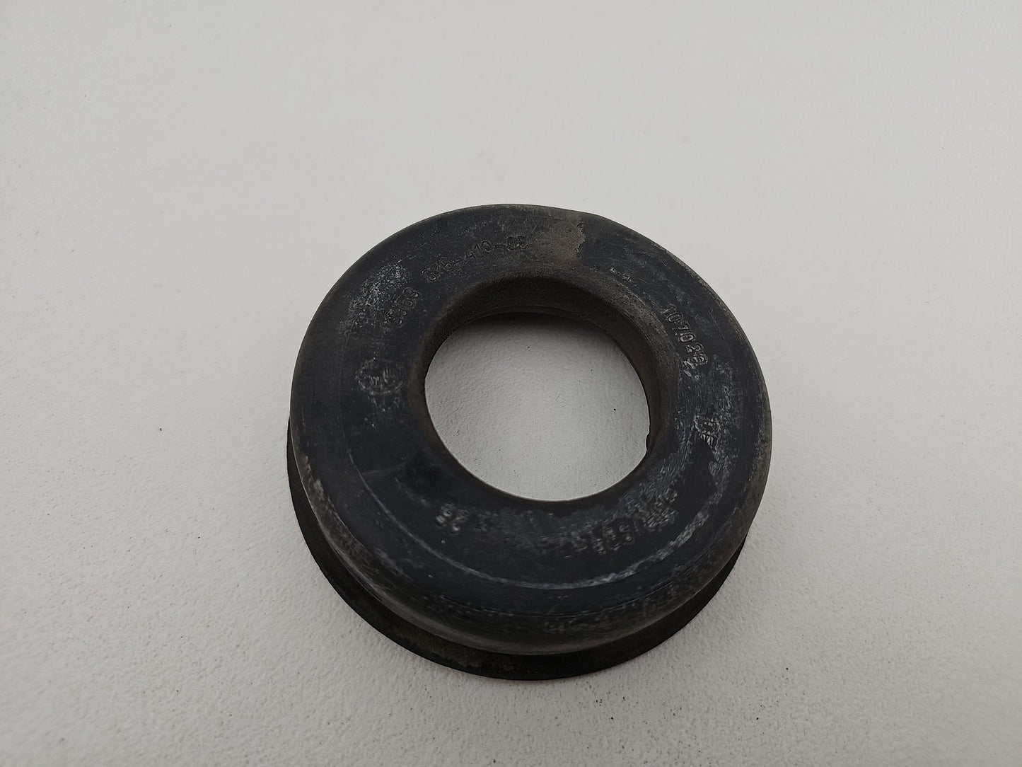 Coil Spring Rubber BMW E87 E90 F20 F21 F30 Upper Pad Mount 6764419