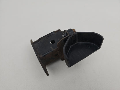 JAGUAR XF 2016 2.0 DIESEL RHD LOWER RADIATOR MOUNT BRACKET GX738983CD RIGHT O/S