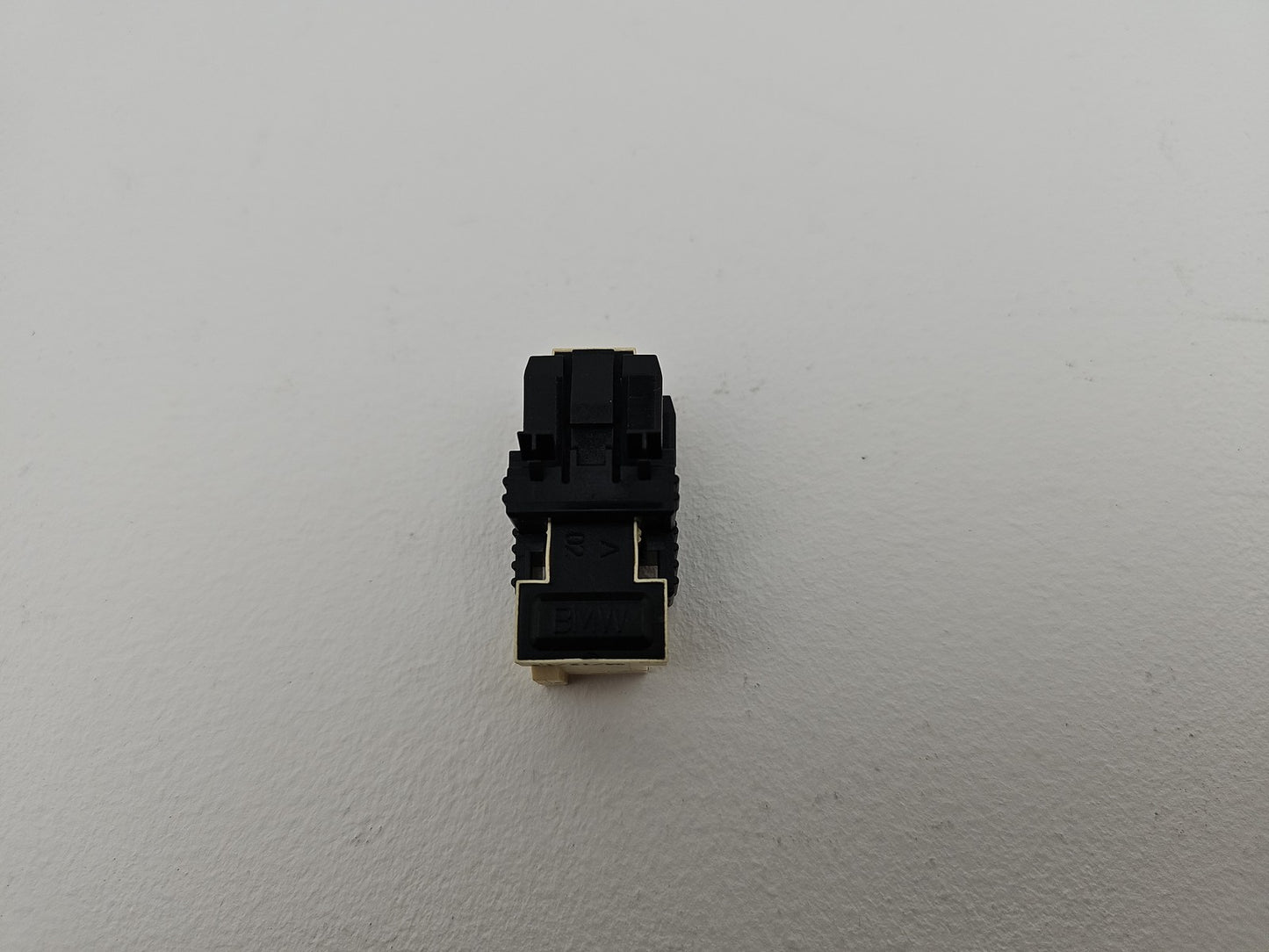 BMW F20 F30 G20 F32 G30 G01 BRAKE LIGHT SWITCH STOP BRAKE PEDAL SWITCH 6876896