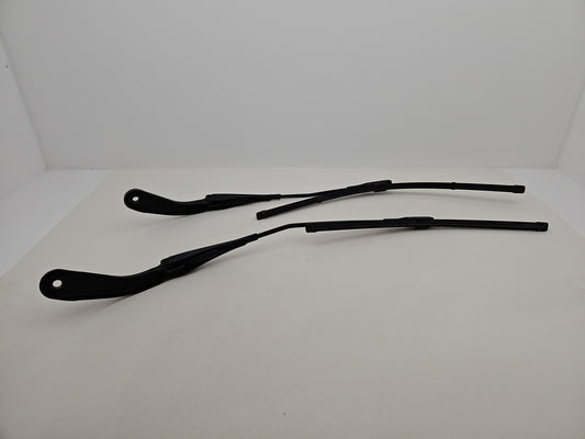 2014 BMW 320I LUXURY AUTO Wiper Front Arm Kit F30 F31 PAIR