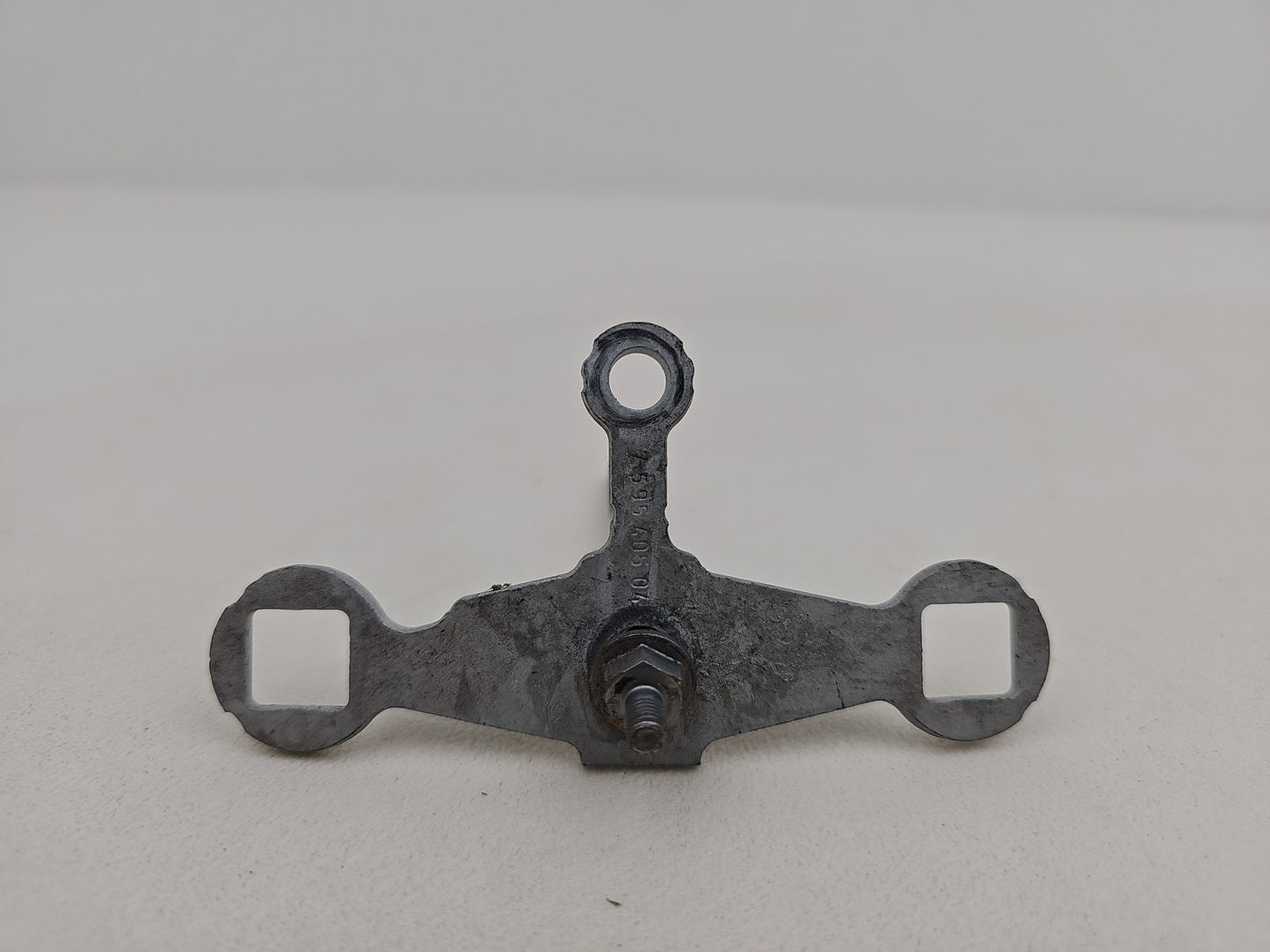 BMW 1 3 4 Series N20B20 Petrol Fuel Injector Clamp with Bolts 7595405