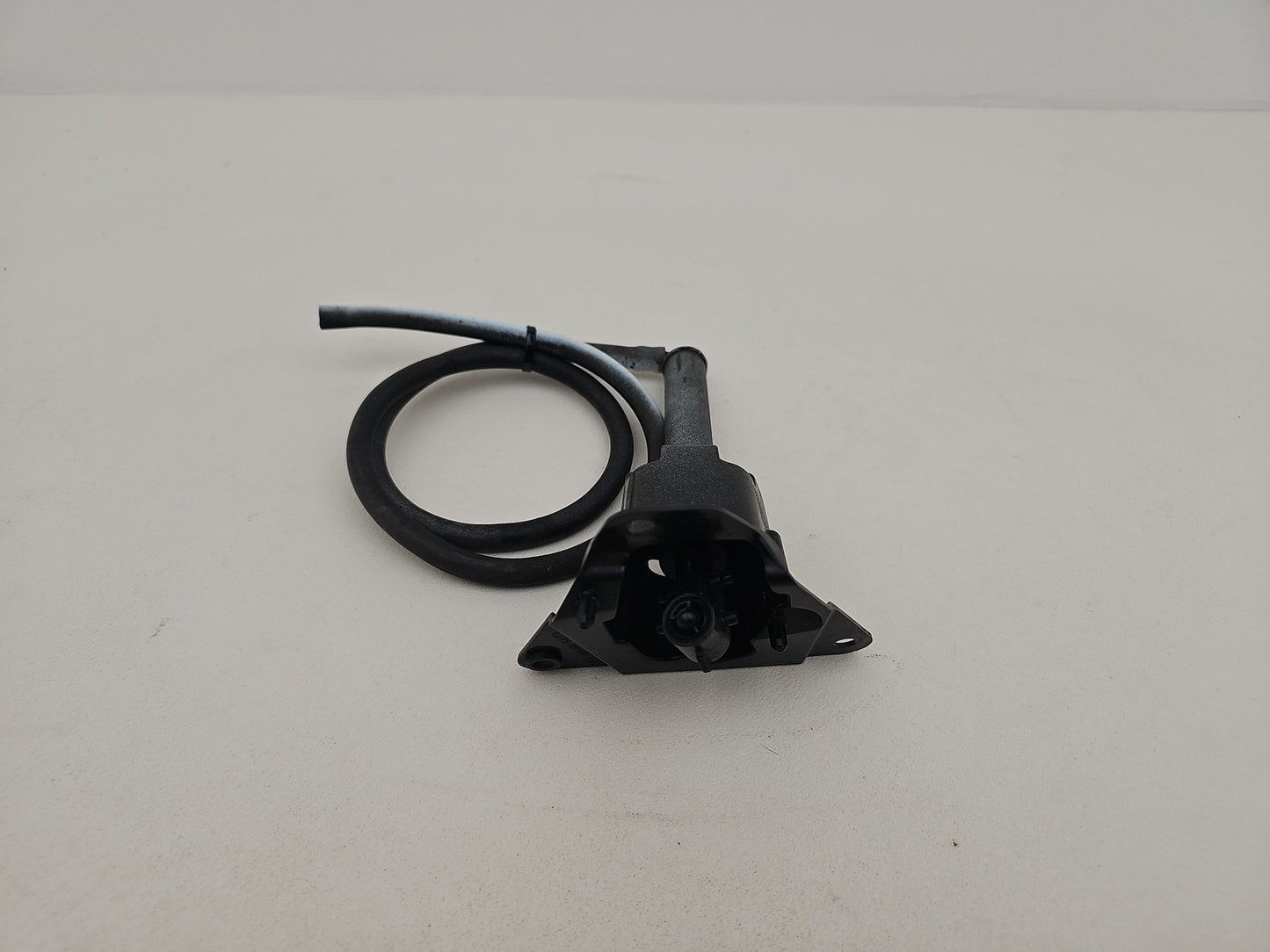 JAGUAR XE X760 O/S DRIVER SIDE RIGHT FRONT HEADLIGHT WASHER PAB GX73-13K130-BA