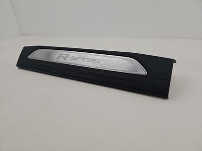 JAGUAR XE X760 DOOR SILL COVER FRONT RIGHT DRIVER SIDE 2016 GX7M-13200-A