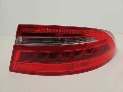 JAGUAR XE 2.0D R SPORT REAR RIGHT OUTER TAILLIGHT 1973370204 OEM GENUINE