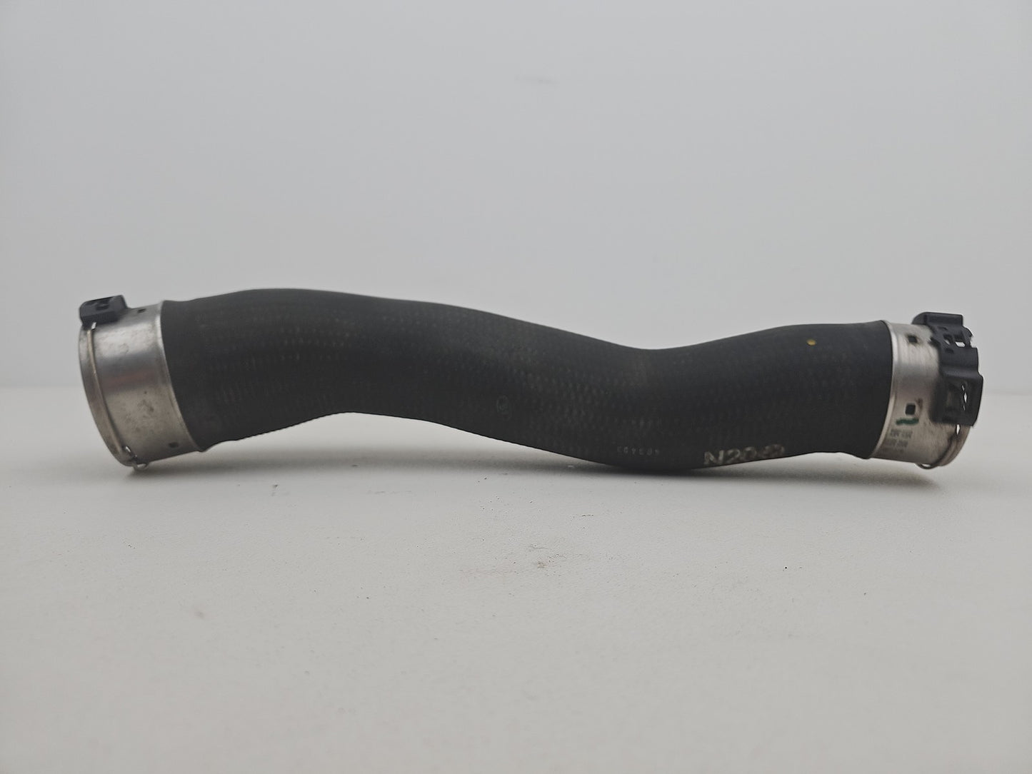 BMW 3/4 SERIES F30 F32 2.0 PETROL INTERCOOLER HOSE PIPE 7597591