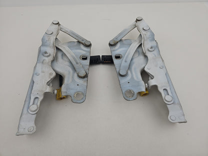 JAGUAR XE BONNET HINGES-ACTUATORS GX73-16800-AE-GX73-16801-AE NER POLARIS WHITE