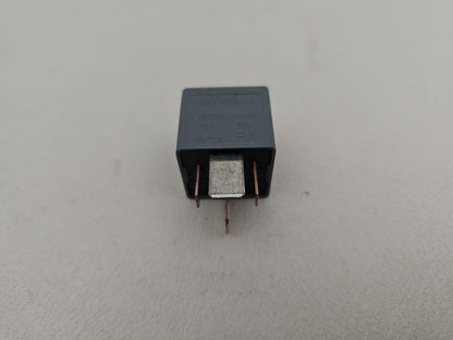 DH22-14B192-EA Land Rover Jaguar 4-Blade Grey Relay 70A 12V Tyco V23136-J4-X89