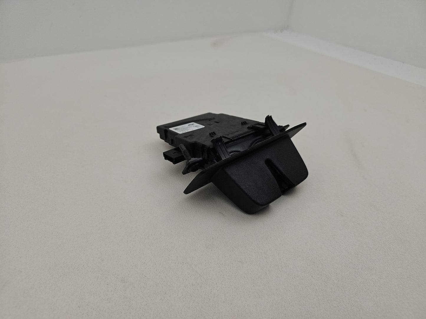 JAGUAR XE X760 BOOT LOCK MECHANISM 2016 GX73A442A66AB