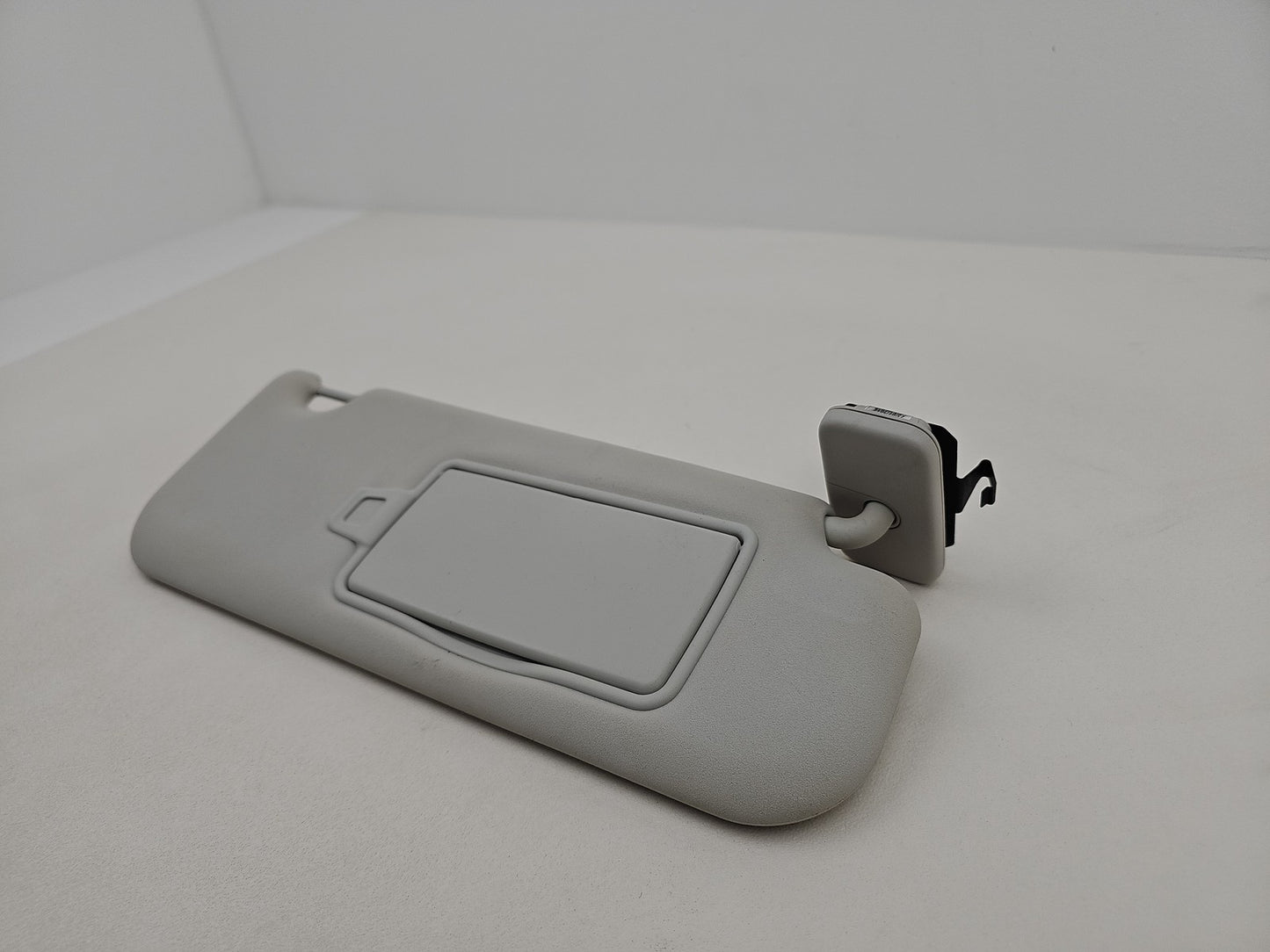 JAGUAR XE X760 F-PACE X761 15-24 SUN VISOR FRONT RIGHT DRIVER SIDE GX73-04100-AA