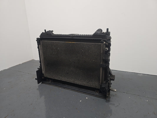 JAGUAR XE 2015-2020 2.0LTR DIESEL A/C AND WATER RADIATOR AND FAN GX73-19710-BC