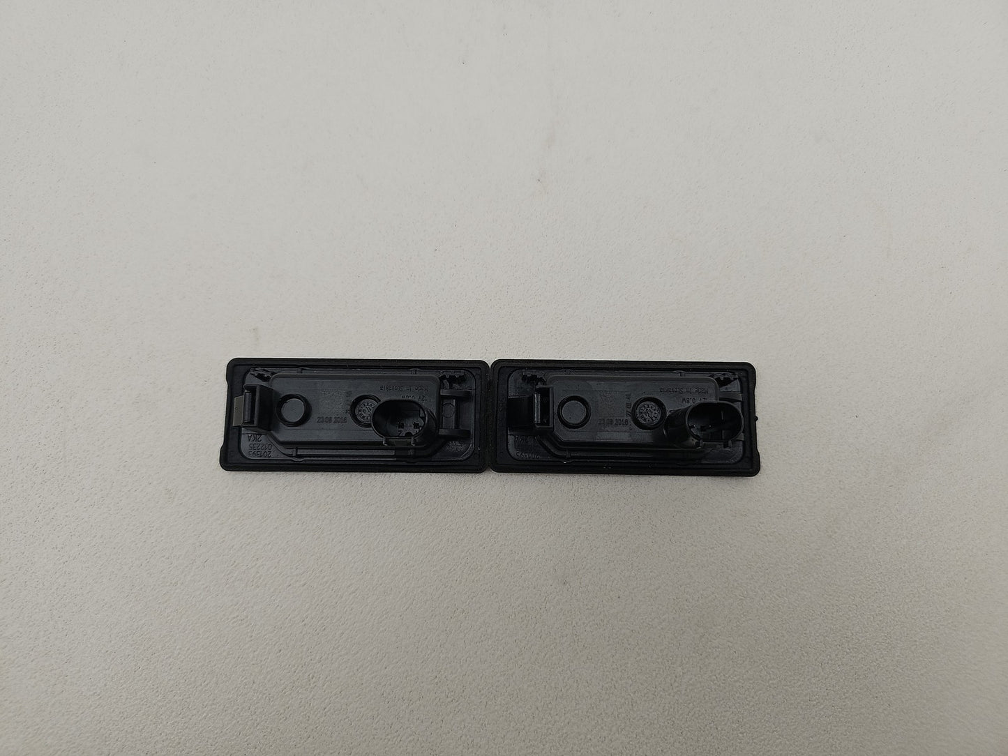 JAGUAR XE X760 2016 2 pack PAIR NUMBER PLATE LIGHT GX7313B627AB