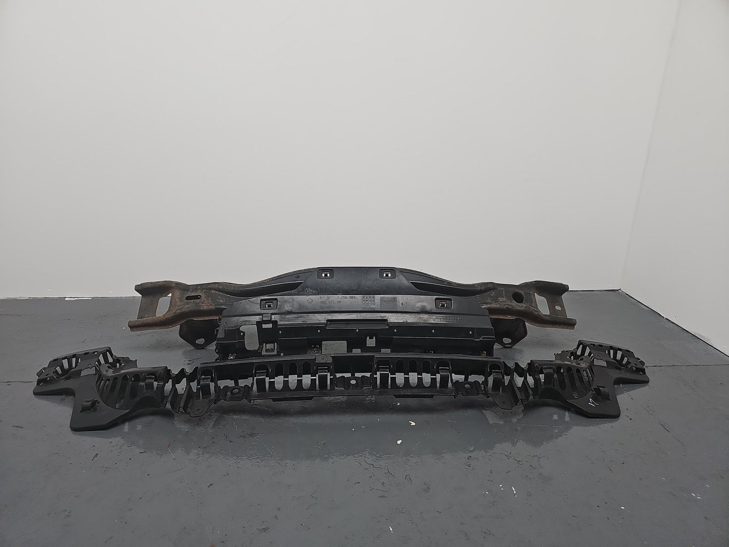BMW F30 F31 Rear Diffuser + Center Bracket + Crash Bar OEM Kit