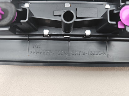 JAGUAR XE X760 DOOR SILL COVER FRONT RIGHT DRIVER SIDE 2016 GX7M-13200-A
