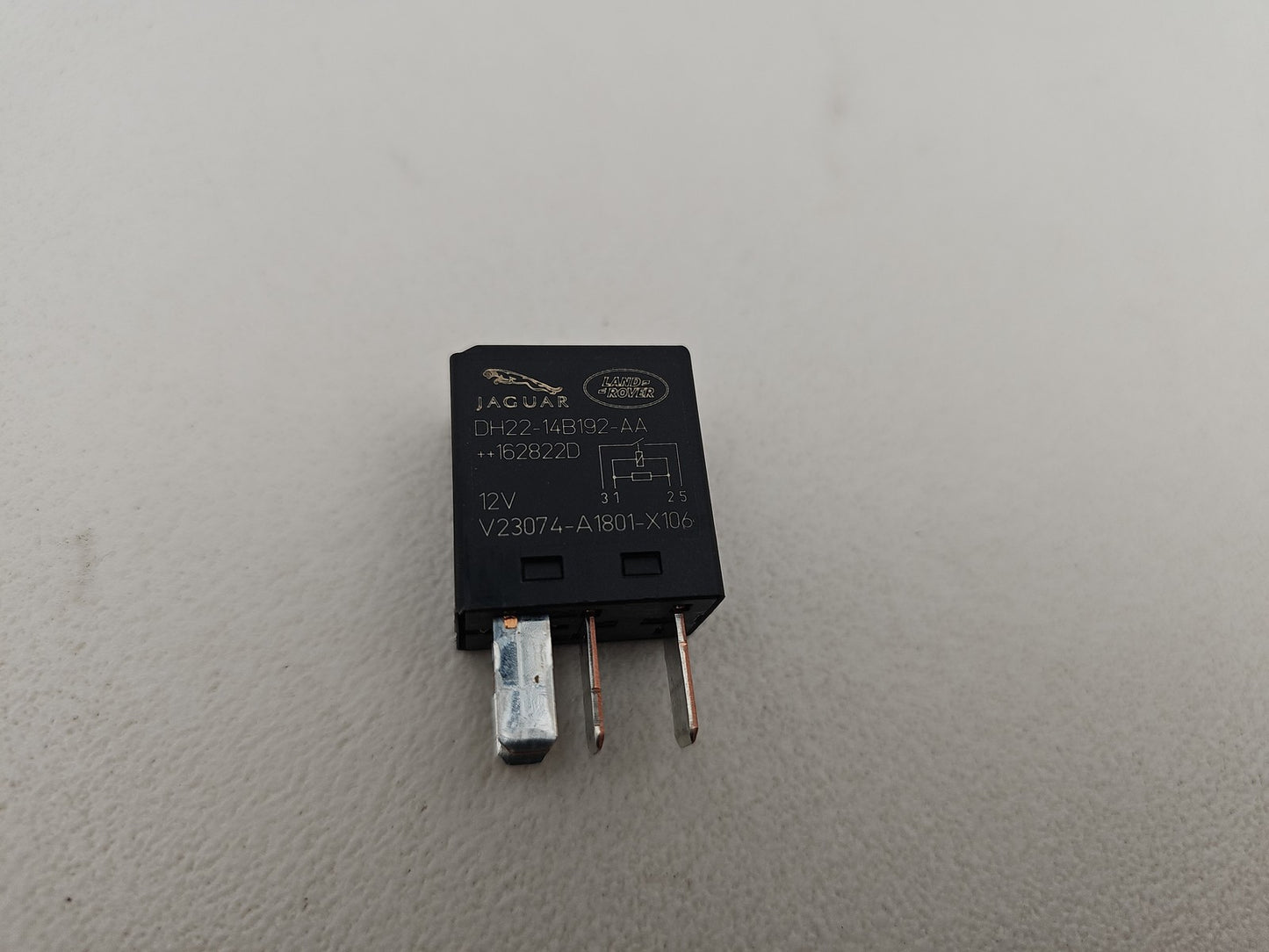 LAND ROVER JAGUAR 4-PIN RELAY DH22-14B192-AA V23074-A1801-X106 GENUINE OEM